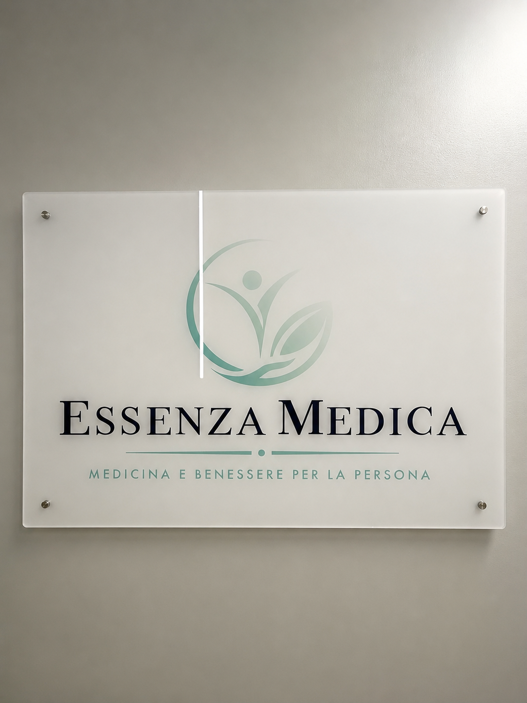 essenza medica targa